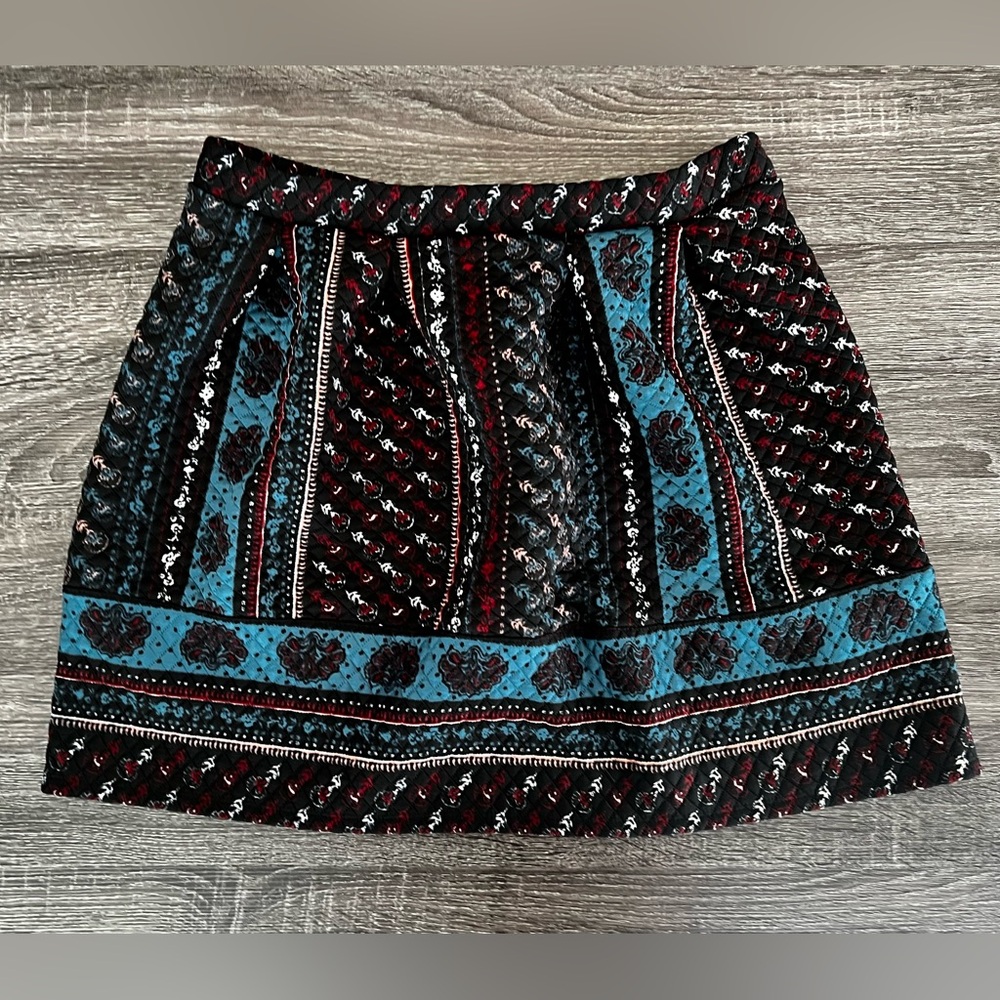 Xhilaration Black, Teal Blue, and Red Patterned Quilt Stitch Mini Skirt | L
